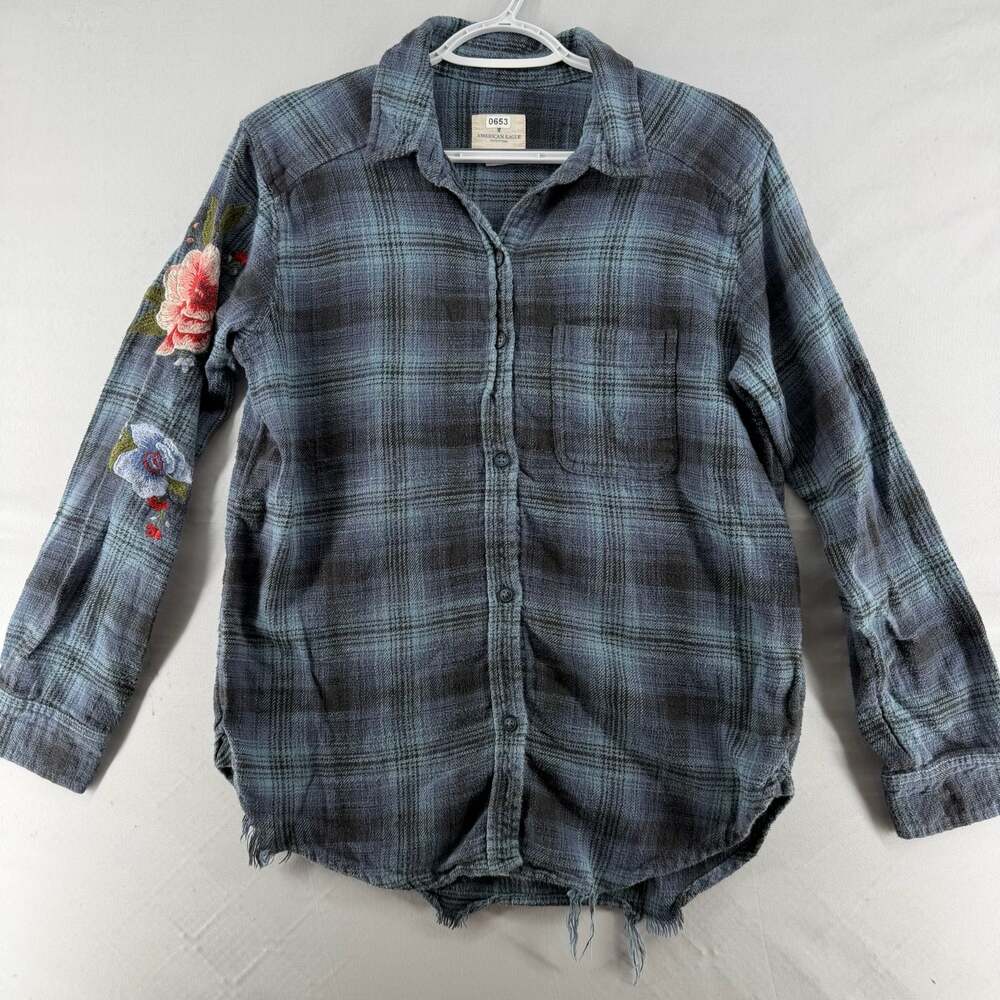 0653 American Eagle Oversized Fit Plaid Flannel Shirt with Floral Embroidery